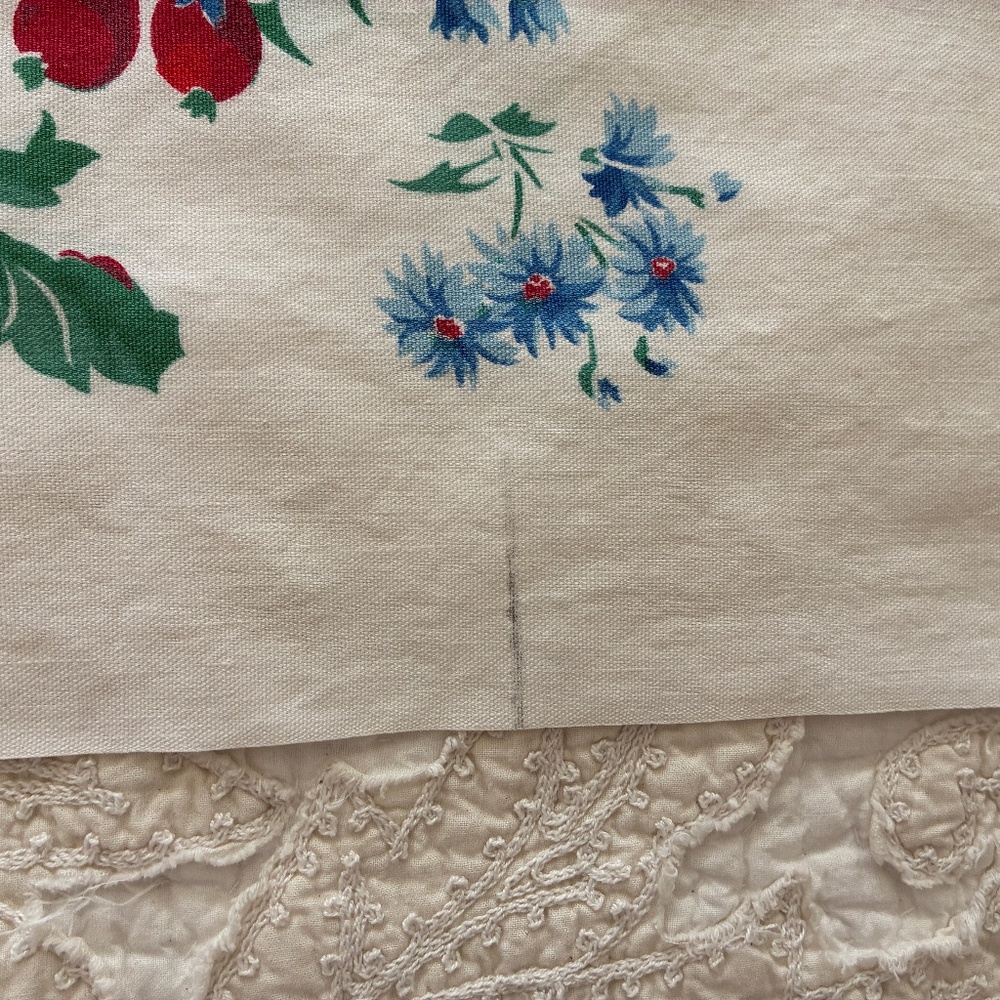 Vintage Floral Blue And Red Cotton Square Tablecloth 50x53 - Picture 5 of 6